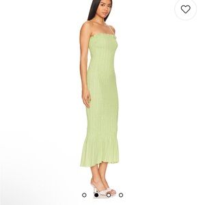 Apres Ruched Strapless Dress in Pear Green 4
